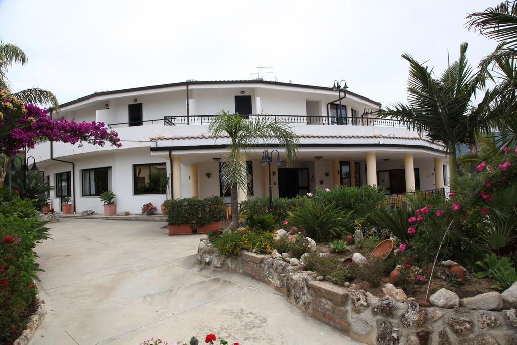Hotel L'Ancora Capo Vaticano Exterior foto